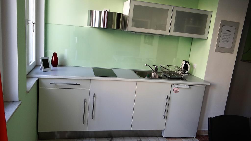 Temporary Living Apartment Бремен Екстериор снимка