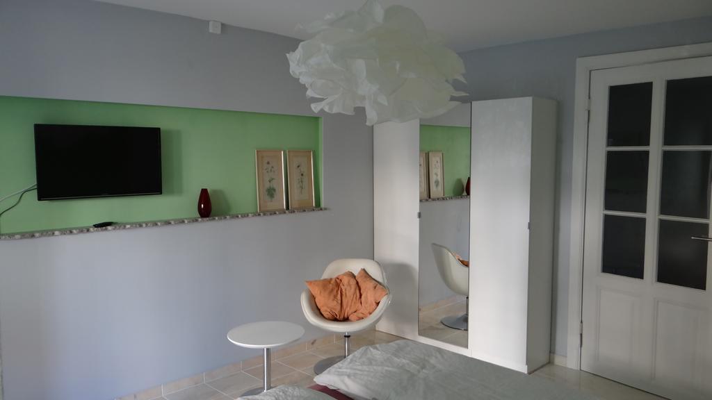 Temporary Living Apartment Бремен Екстериор снимка