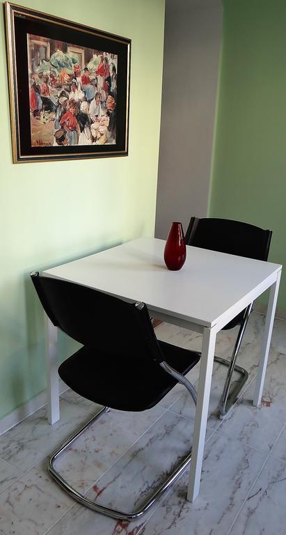 Temporary Living Apartment Бремен Екстериор снимка