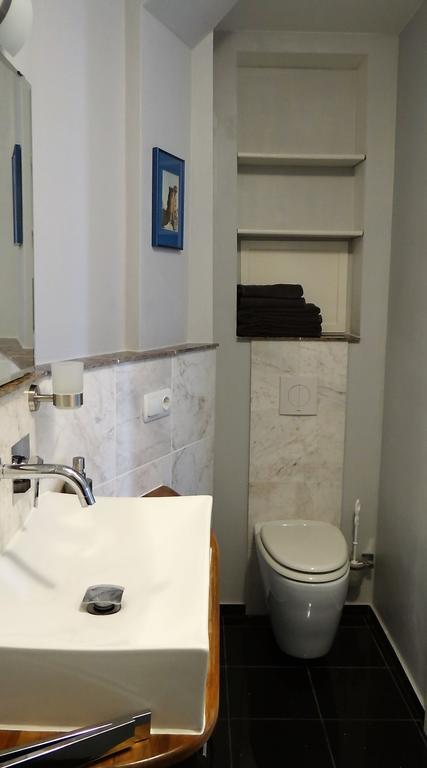 Temporary Living Apartment Бремен Екстериор снимка